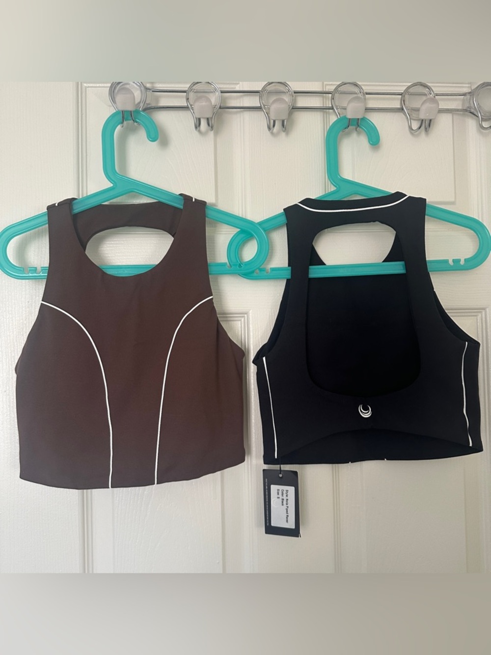 Lazuli Label Nola Piped Racer Crop Top Size Small Black & Brown Activewear Set